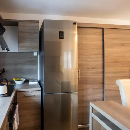 Spacious 20 Min From National Theatre * Praha