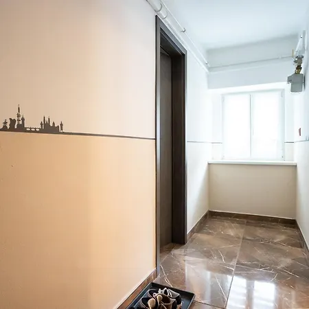 Apartment Spacious 20 Min From National Theatre