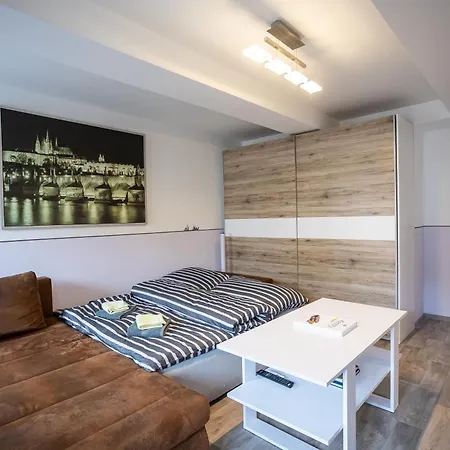 Apartmán Spacious 20 Min From National Theatre